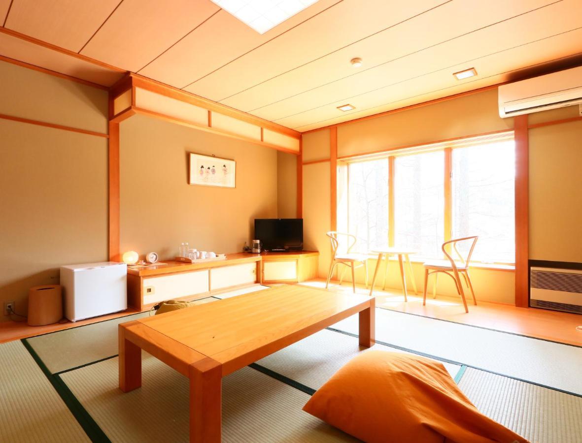 Bed and Breakfast Ryosha Tsukiakari Yamanakako Zewnętrze zdjęcie
