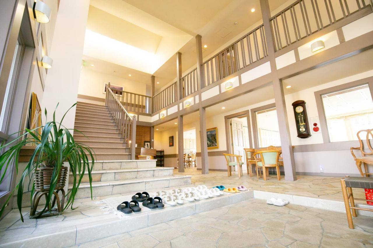 Bed and Breakfast Ryosha Tsukiakari Yamanakako Zewnętrze zdjęcie