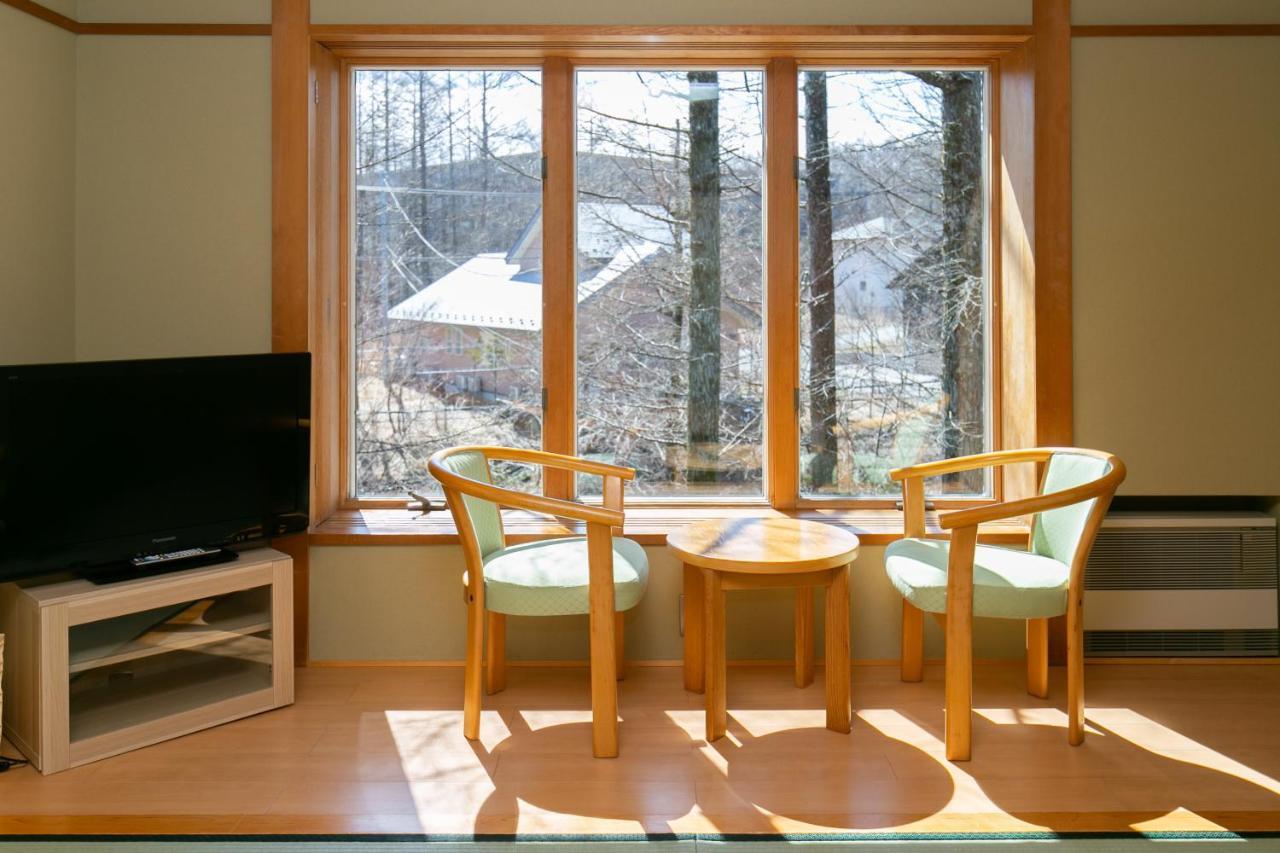 Bed and Breakfast Ryosha Tsukiakari Yamanakako Zewnętrze zdjęcie