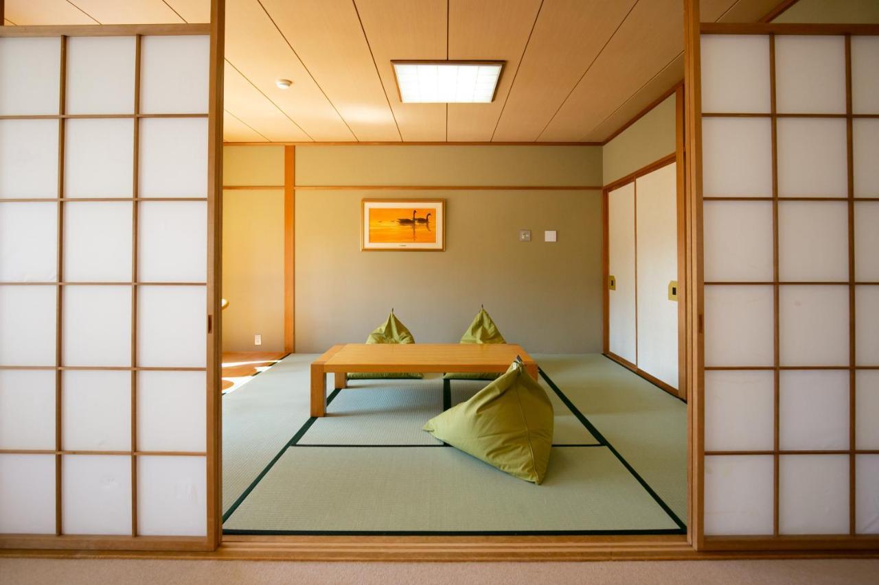 Bed and Breakfast Ryosha Tsukiakari Yamanakako Zewnętrze zdjęcie